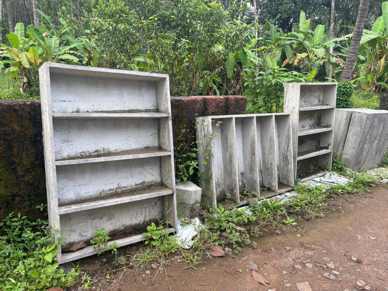 Concrete Wardrobes & Shelving
